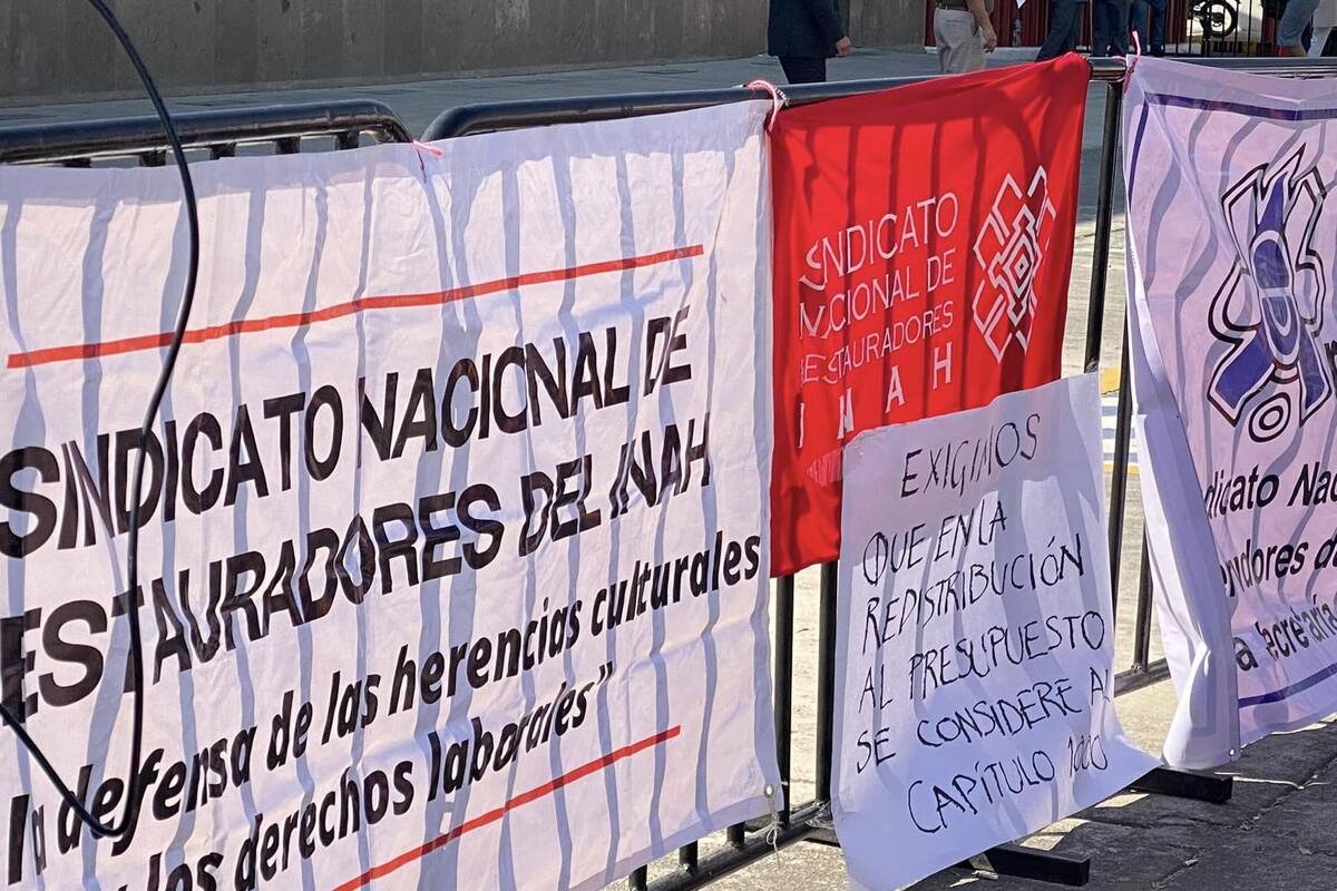 Dependencias culturales se unen en protesta para exigir el cese de recortes a presupuestos federales