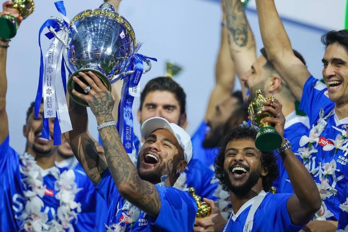 Liga Saudí: Neymar festeja el título de Al-Hilal a pesar de perderse toda la temporada