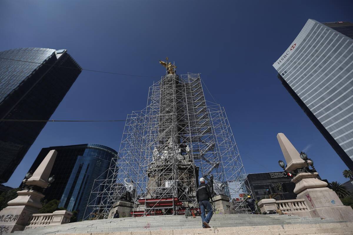 Se acicala el Ángel de la Independencia para el bicentenario de México