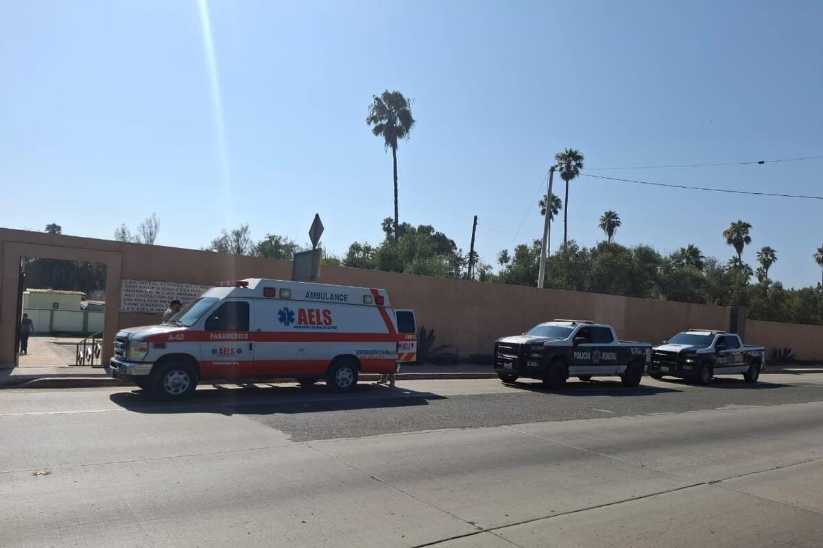 Detienen en Ensenada a hombre por el robo de una ambulancia