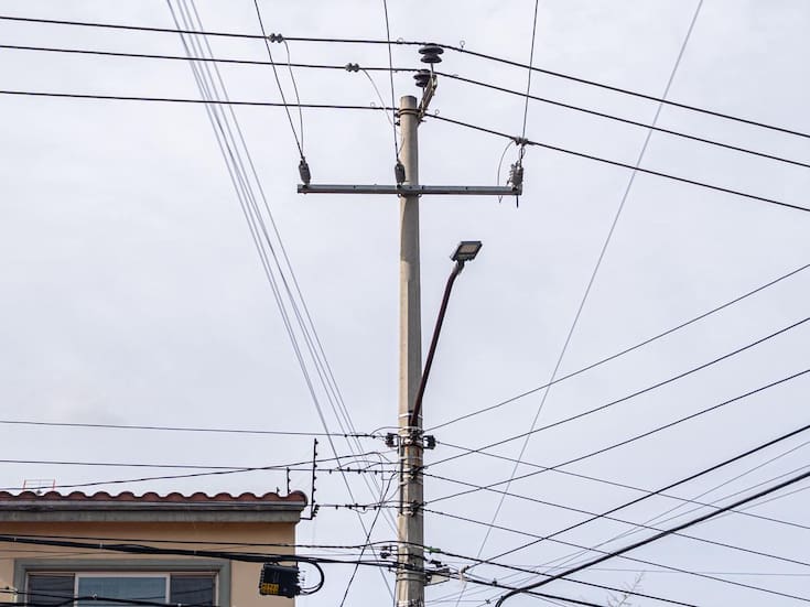 Cortes de luz afectan a familias en cierre de año