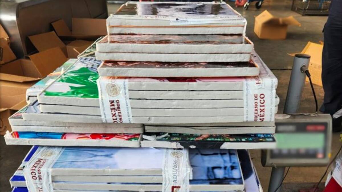 Había droga en cuadros decorativos del AICM. | Crédito: SSPC