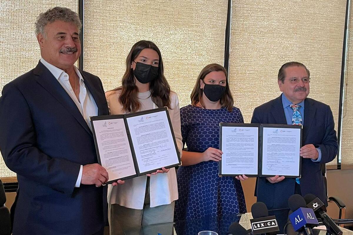 CDT y USD firman convenio, buscan ampliar programas binacionales para estudiantes