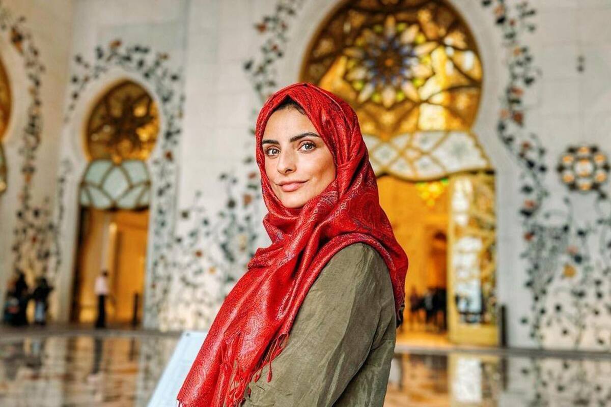 ¡Aislinn Derbez comparte fotografía de cuando se despierta sin filtros!