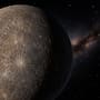 Lo que nunca deberías hacer durante Mercurio retrógrado, según los astrólogos