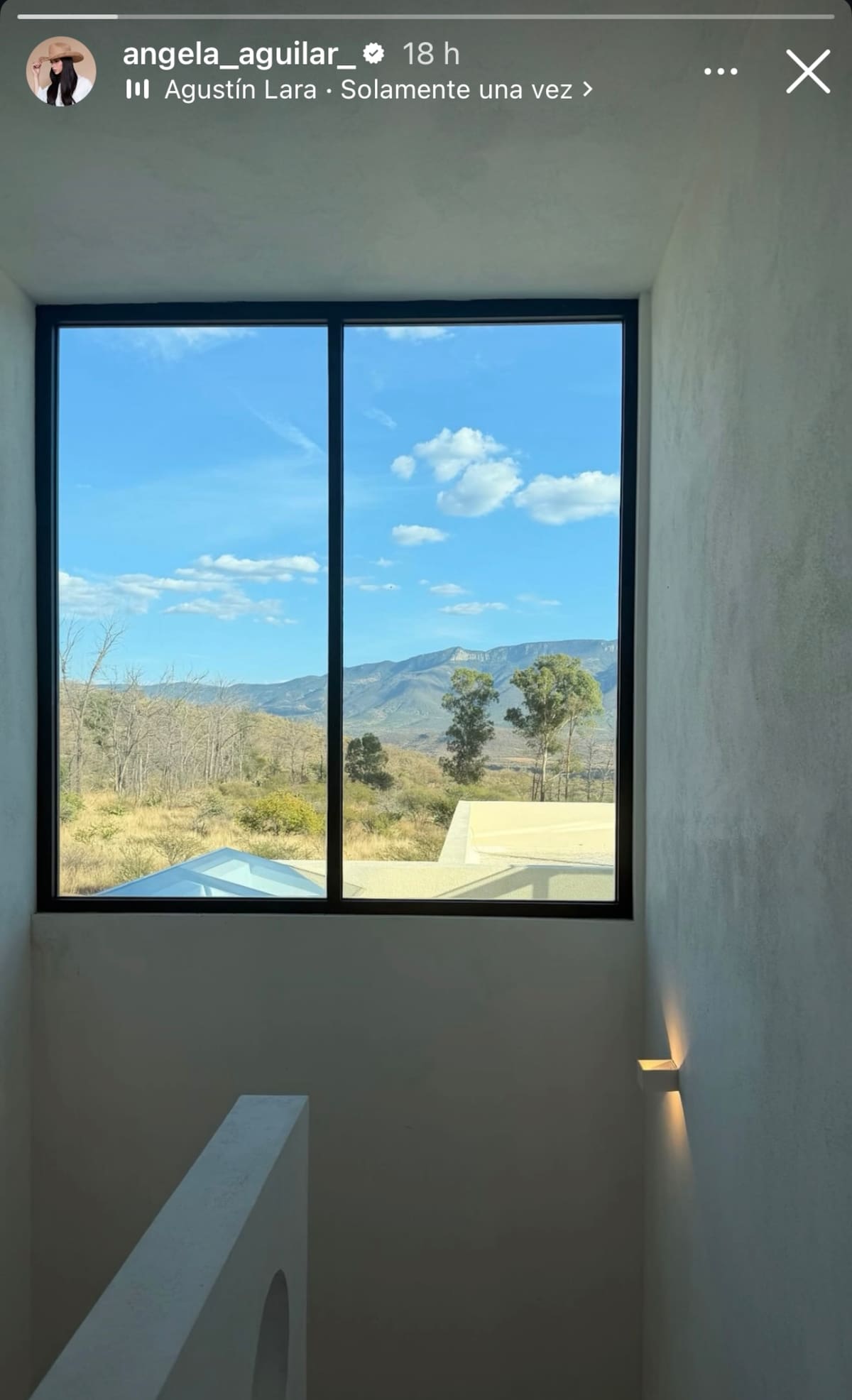 Ángela Aguilar comparte foto desde su supuesta nueva casa en México | captura de pantalla