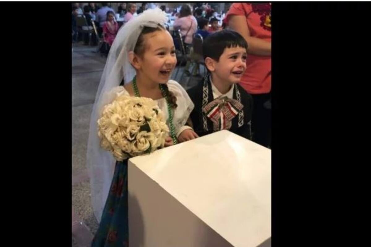 Reacción de niños en boda de kermés se vuelve viral
