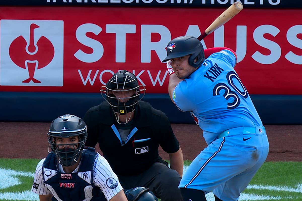 El tijuanense, Alejandro Kirk, llegó a 12 juegos seguidos bateando hit, pero los Blue Jays cayeron ante los Yankees y perdieron la serie