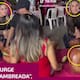 La llaman “Lady hambreada”: mujer grita y tira ollas a una banquetera por supuestamente no querer servirle comida