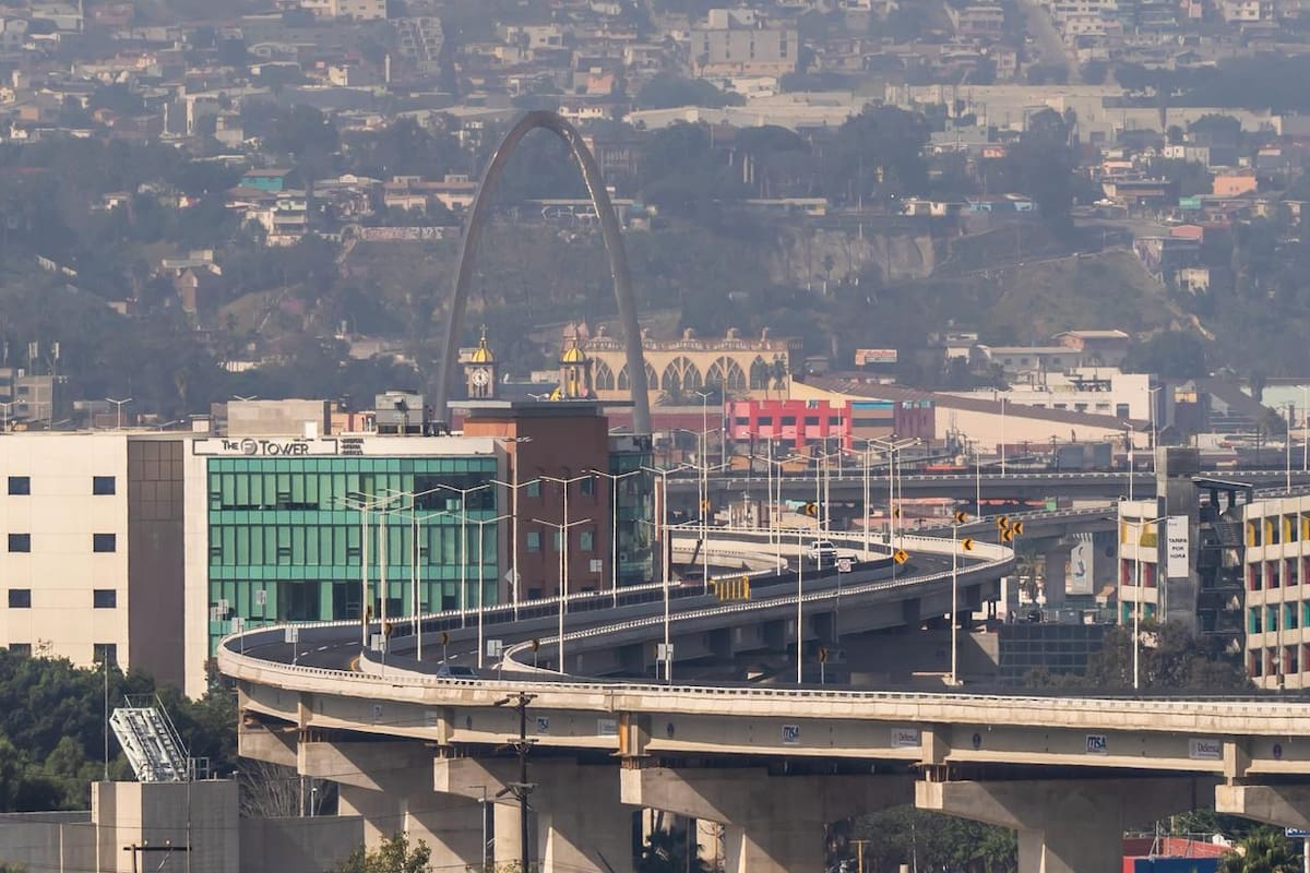 Inauguran segundo tramo del viaducto elevado de Tijuana