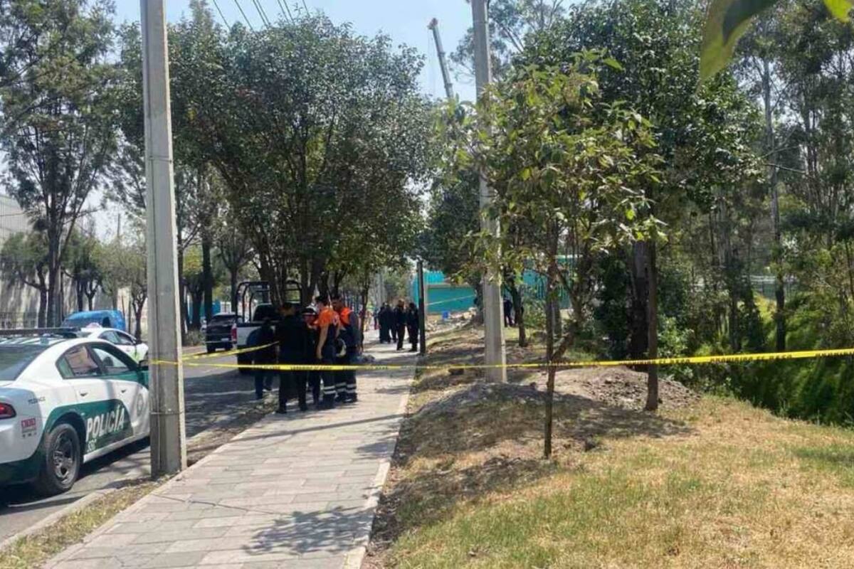 Localizan cuerpo en descomposición en canal de aguas negras en CDMX