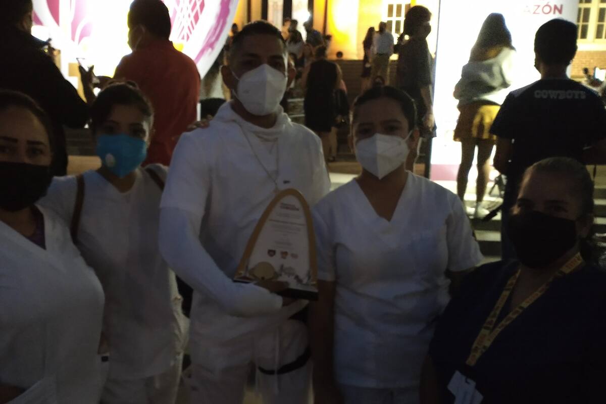 Galardonan a tijuanenses de corazón