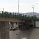 Puentes peatonales de Zona Río requieren mantenimiento inmediato