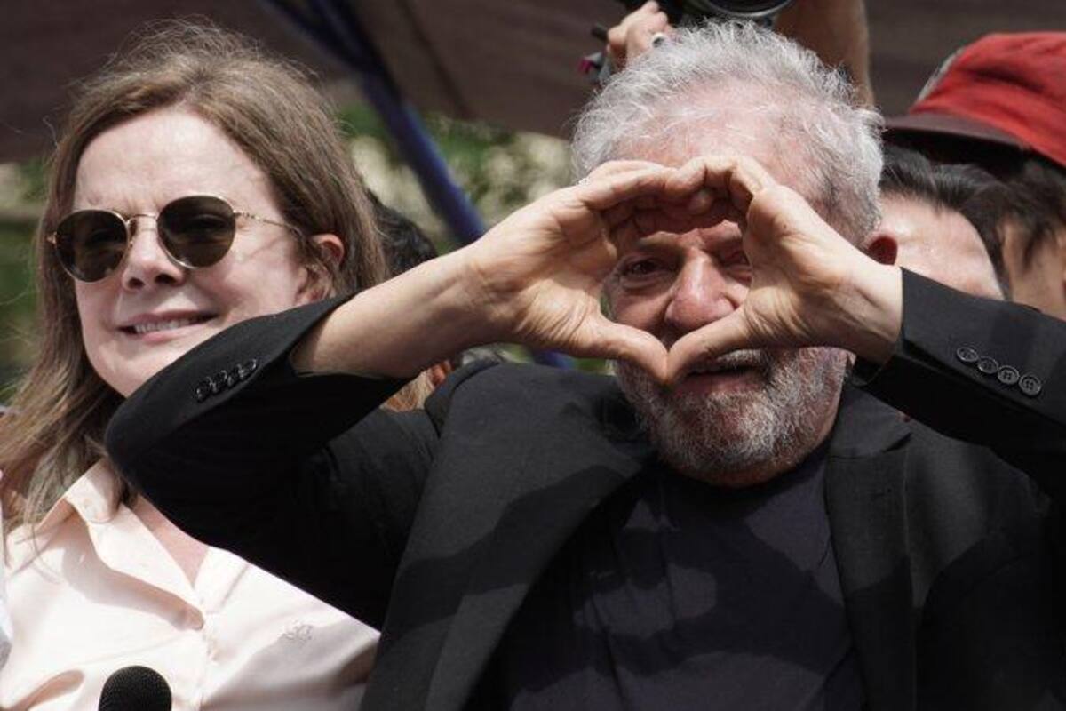 Lula es recibido por el Papa en el Vaticano