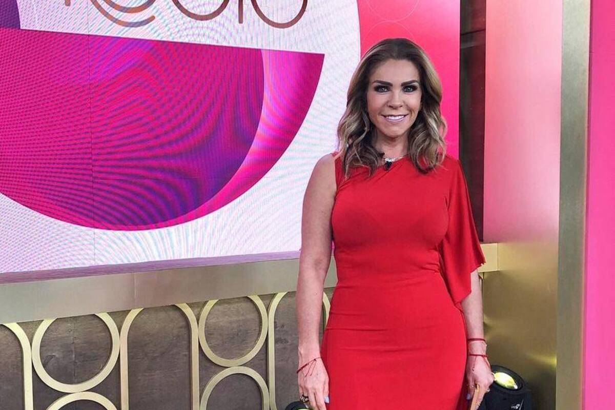 Rocío Sánchez Azuara: Le piden disculpa pública por programa "Vivo con una feminista radical"