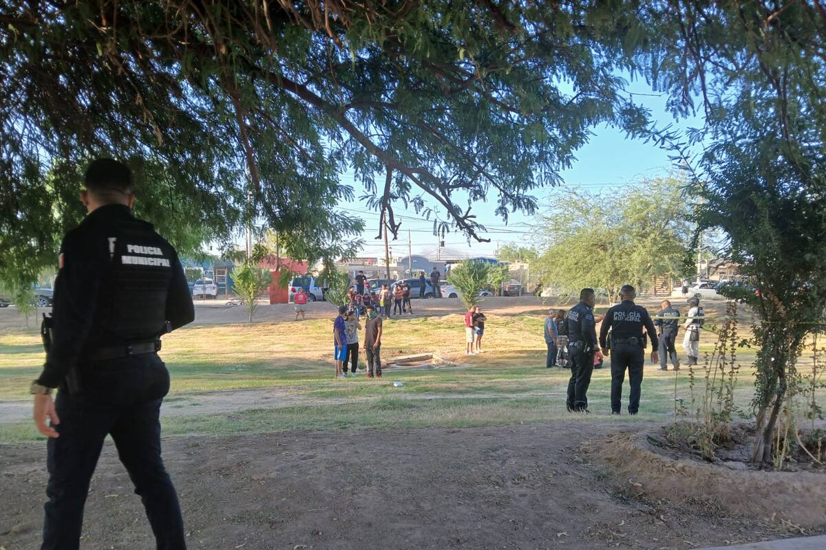 Asesinan a tiros a hombre en un parque