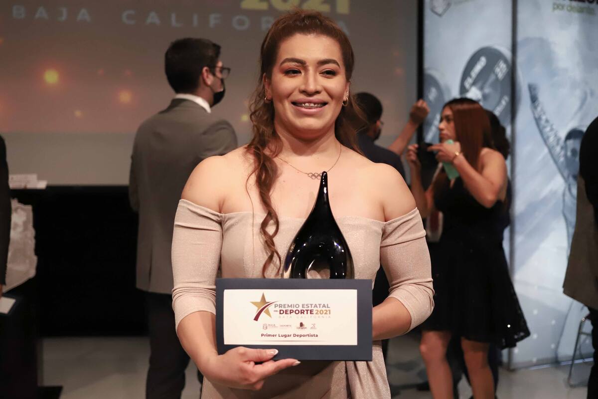 Aremi Fuentes, ganadora del Premio Estatal del Deporte
