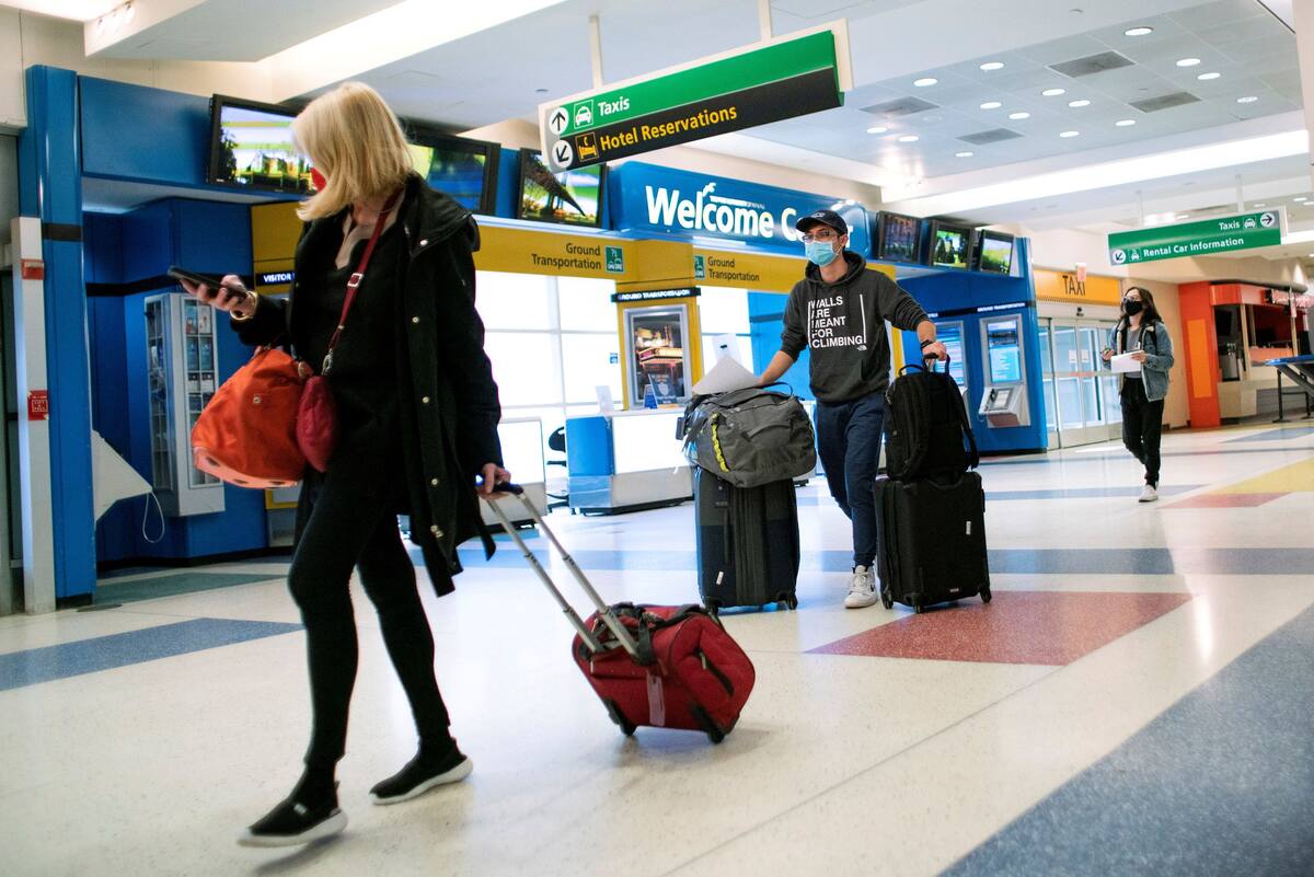 Ilustrativa de archivo. Pasajeros llegan en un vuelo desde Londres al Aeropuerto Internacional JFK, en Nueva York, EU. | Crédito: REUTERS/Eduardo Muñoz