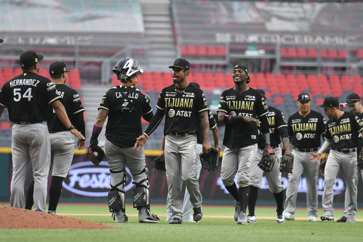 Gana Toros con lluvia de carreras