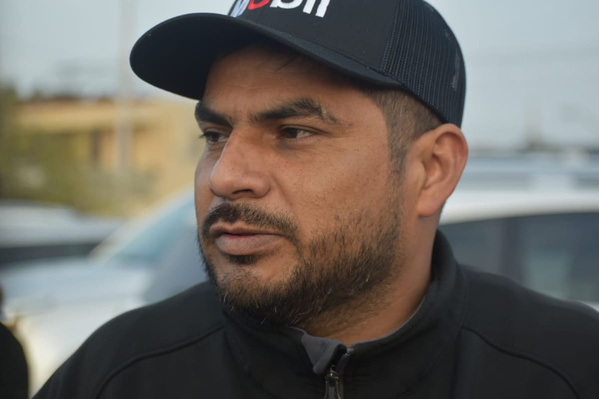 Jesús Ignacio Torres Osuna, alias “El Chiquilin”, afirmó que la devolución del dinero pondría fin al conflicto con dos policías municipales a quienes acusa de haberlos despojado de efectivo. Foto: Roberto Delgado