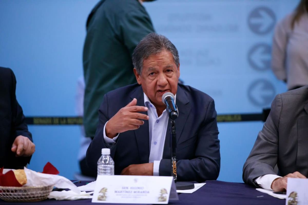Morena elige a Higinio Martínez para presidir el Senado y Noroña rechaza el acuerdo al quedar fuera de la candidatura