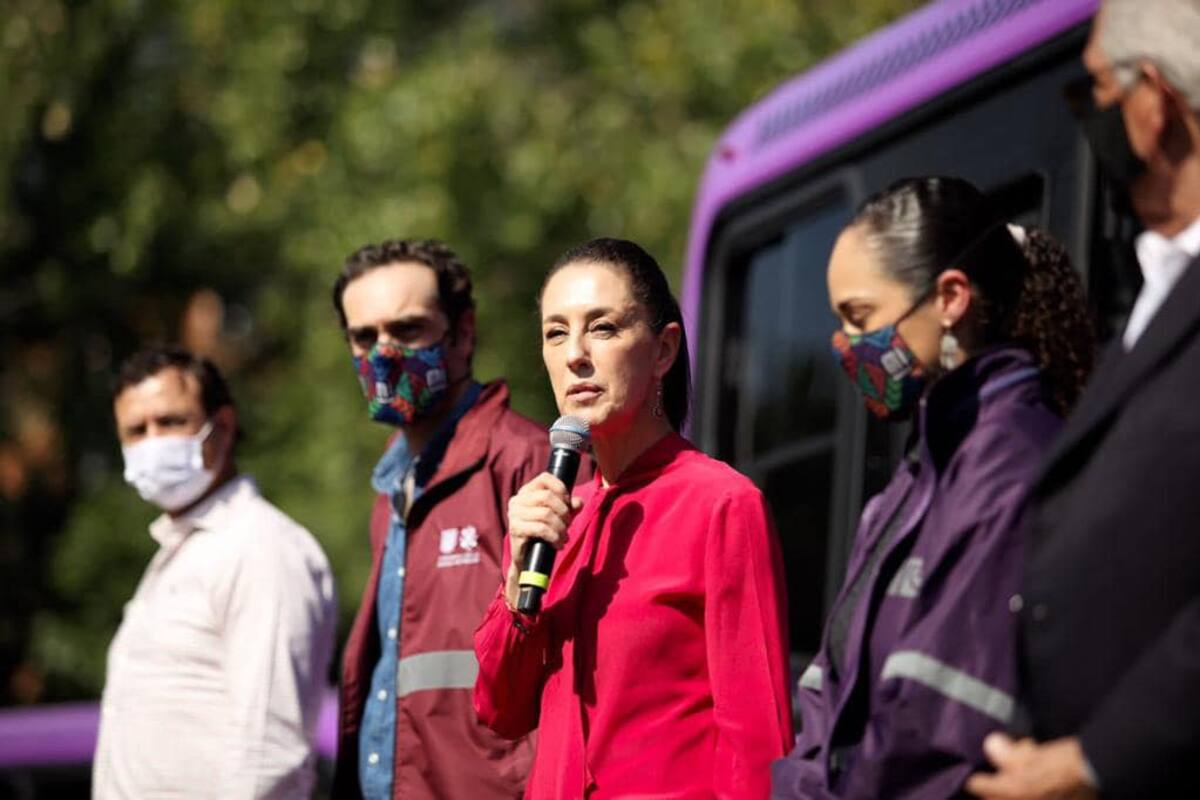 CDMX buscará que ambulancias "patito" tengan certificación: Claudia Sheinbaum