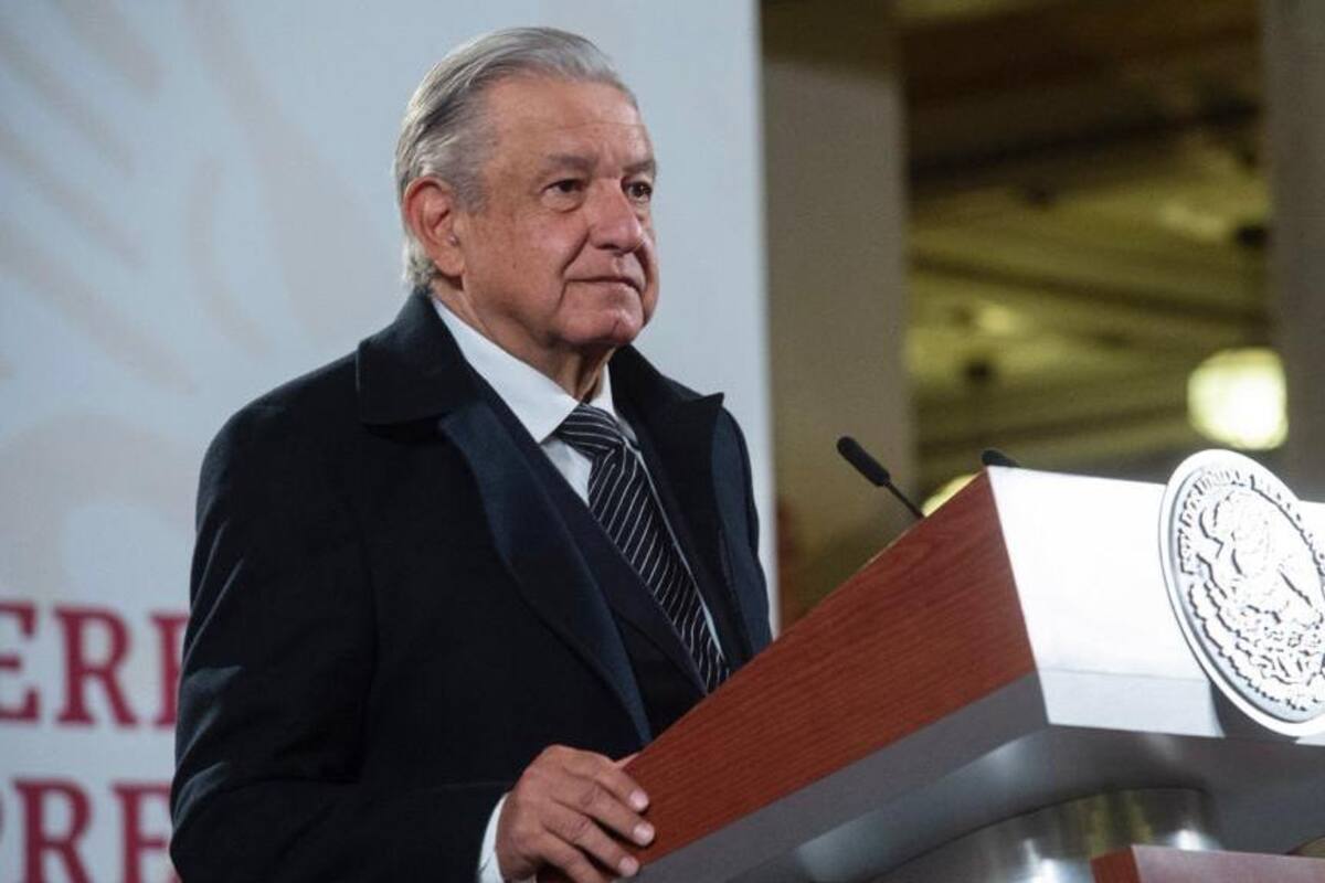 AMLO pide investigar empresa que realiza limpieza en Palacio Nacional, quien tiene denuncia por abuso laboral