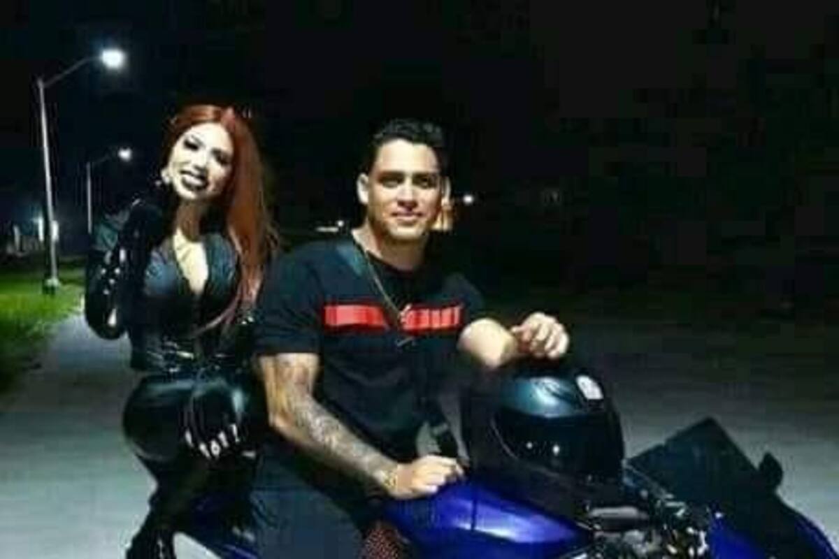 Yeri Mua explica su foto con hombre misterioso en moto y supuesto robo