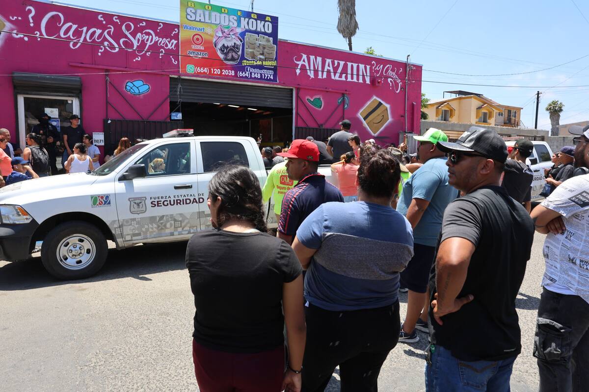 Suspenden a personal de SAT BC por cateo irregular en bodega