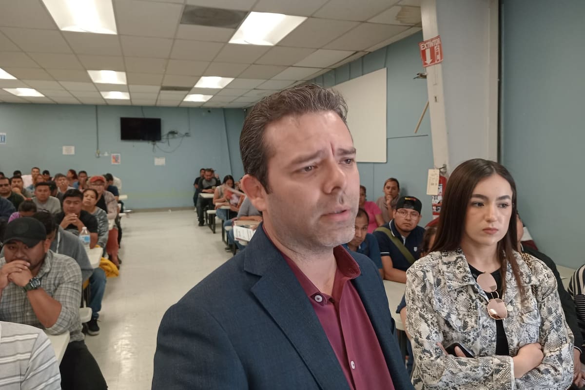 Empresa True Blue Manufacturing deja a 207 trabajadores sin finiquito