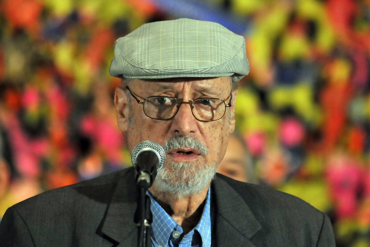 Muere en La Habana el poeta Roberto Fernández Retamar a los 89 años