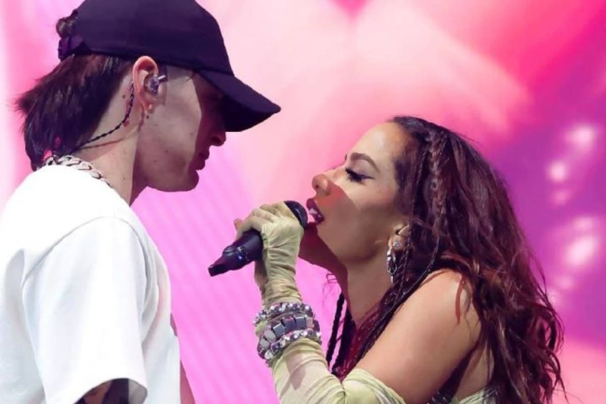 Anitta confiesa que ella y Peso Pluma se aman mucho; evita “etiquetas”