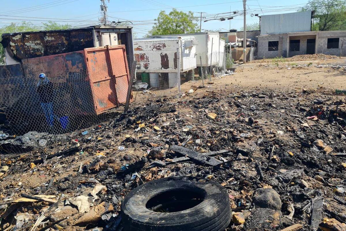 Registran incendio de maleza en recicladora de Hermosillo