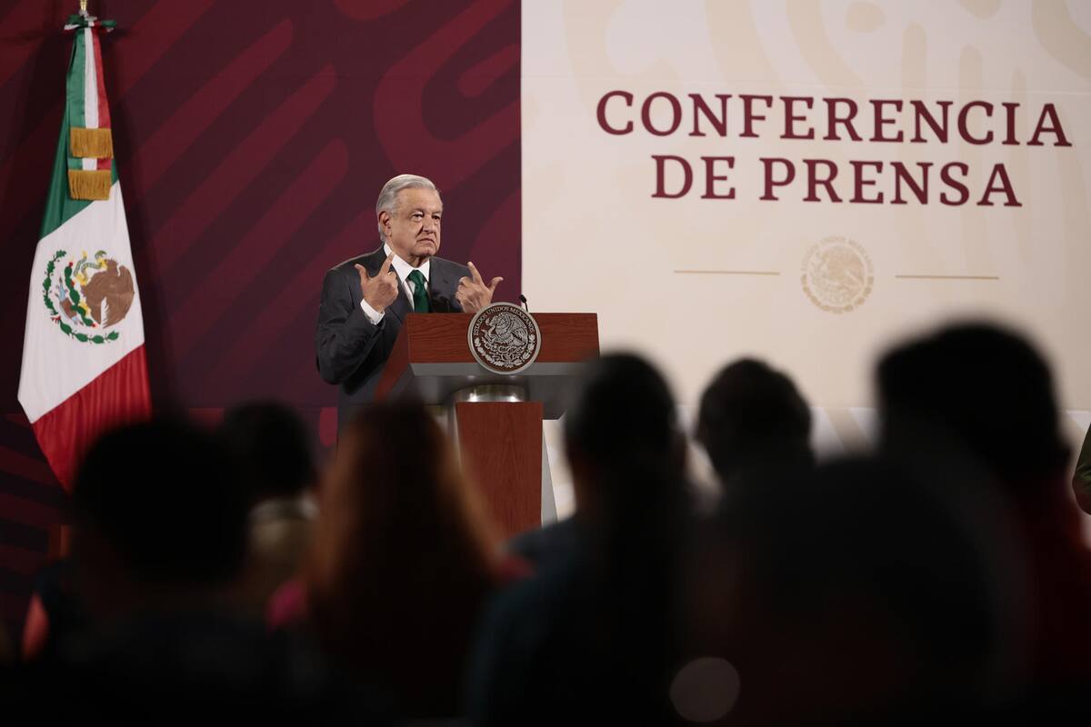 ONG condena filtración de datos de periodistas en “mañaneras” de AMLO