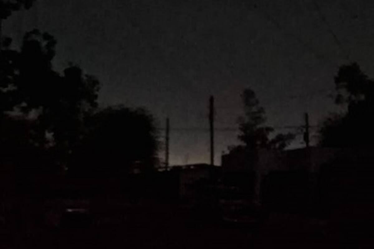 Hasta ocho horas sin luz estuvieron residentes de Santa Mónica y Jardines del Lago por fuertes vientos
