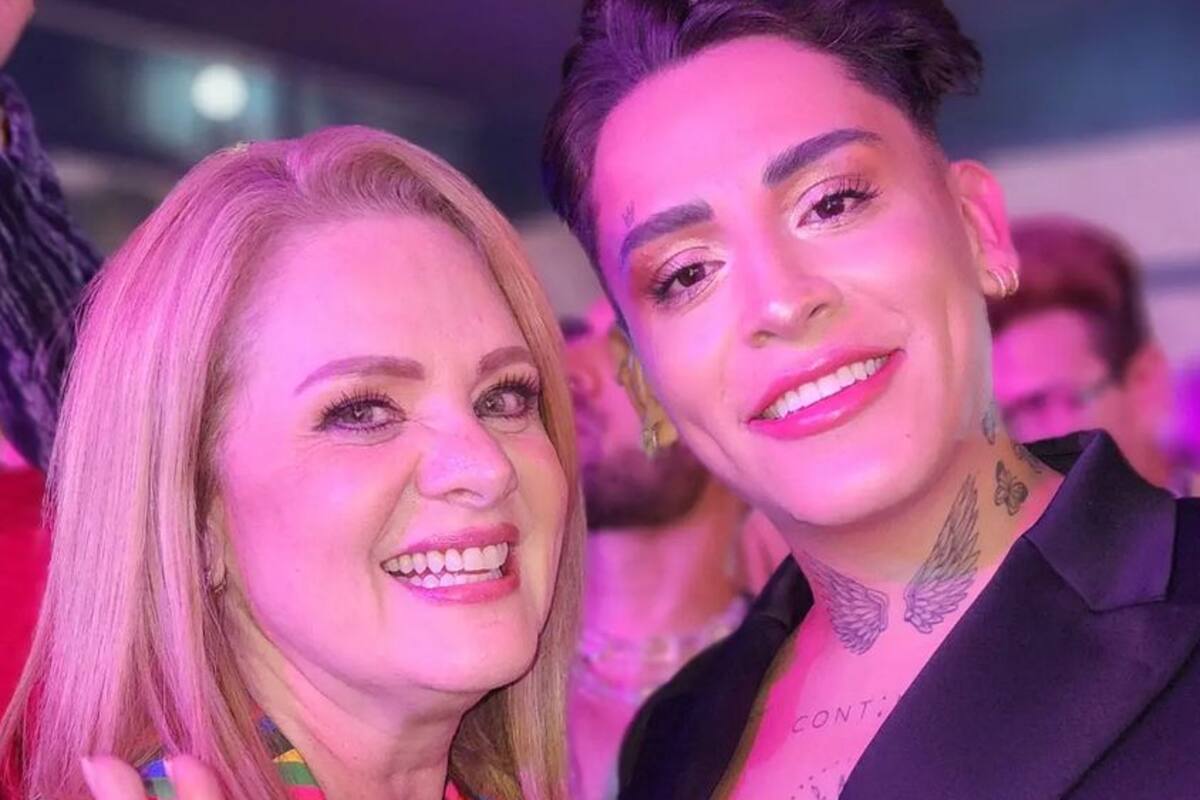 Este fue el outfit que Erika Buenfil utilizo para los premios Eliot Awards
