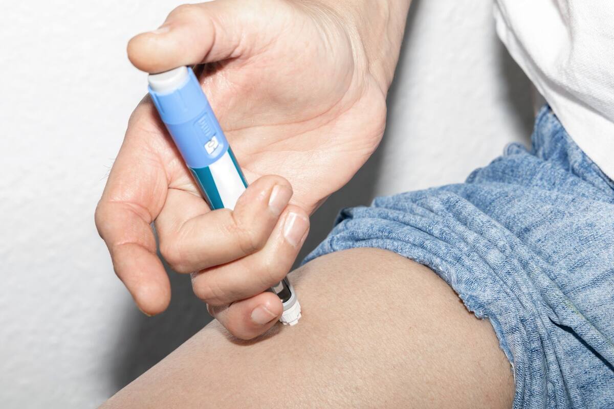 ¿Subieron los precios de la insulina? EU demanda a 3 intermediarios farmacéuticos por inflar costos
