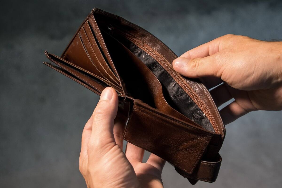 ¿Me deben pagar doble sueldo por trabajar jueves y viernes Santo?