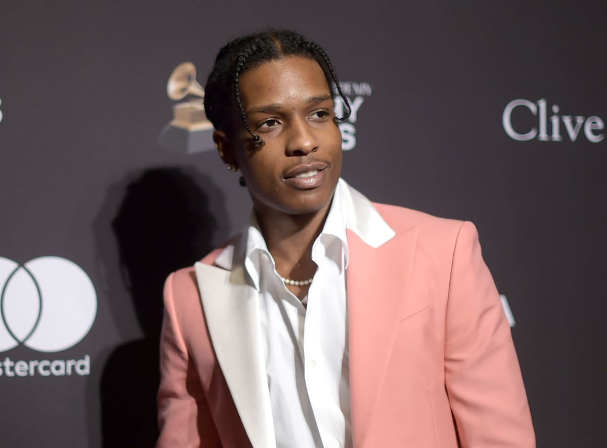 En esta foto de archivo del 9 de febrero de 2019, A$AP Rocky en una gala previa a los Grammy en honor a íconos de la industria musical en Beverly Hills, California. Un fiscal sueco acusó al rapero de agresión el jueves 25 de julio de 2019 por una pelea ocurrida en Estocolmo el mes pasado, en un caso que ha llamado la atención de otros músicos y del presidente de Estados Unidos Donald Trump. (Foto Richard Shotwell/Invision/AP, archivo)