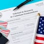 Gobierno de EEUU advierte sobre las consecuencias de renunciar a su ciudadanía y los trámites requeridos para los políticos en México que buscan un cargo público