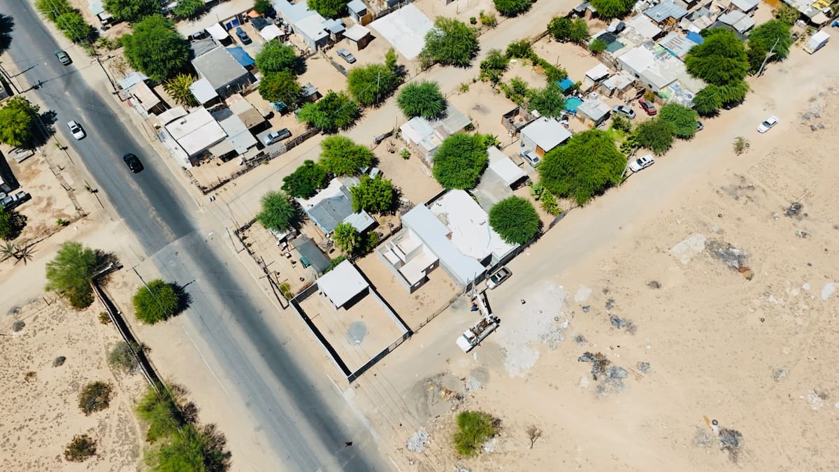 Mientras la colonia México comienza a recibir la infraestructura que reclamó durante años, los habitantes del sector conocido como "Los Reubicados" permanecen en condiciones similares.│Foto: Cortesía
