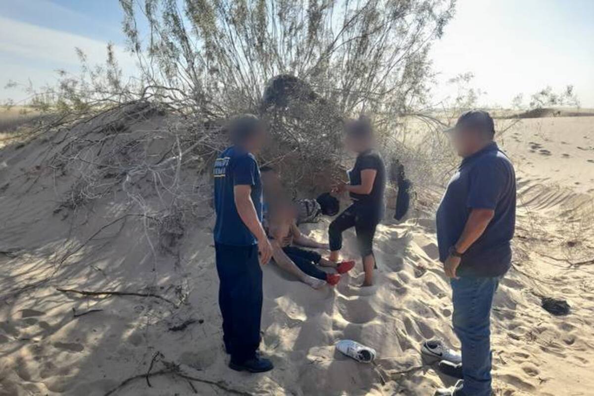 Auxilian a migrantes en desierto de Ciudad Morelos