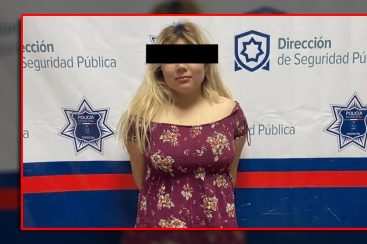 Joven mujer es detenida tras cachetear a oficial de policía mientras discutía con su novio en Torreón