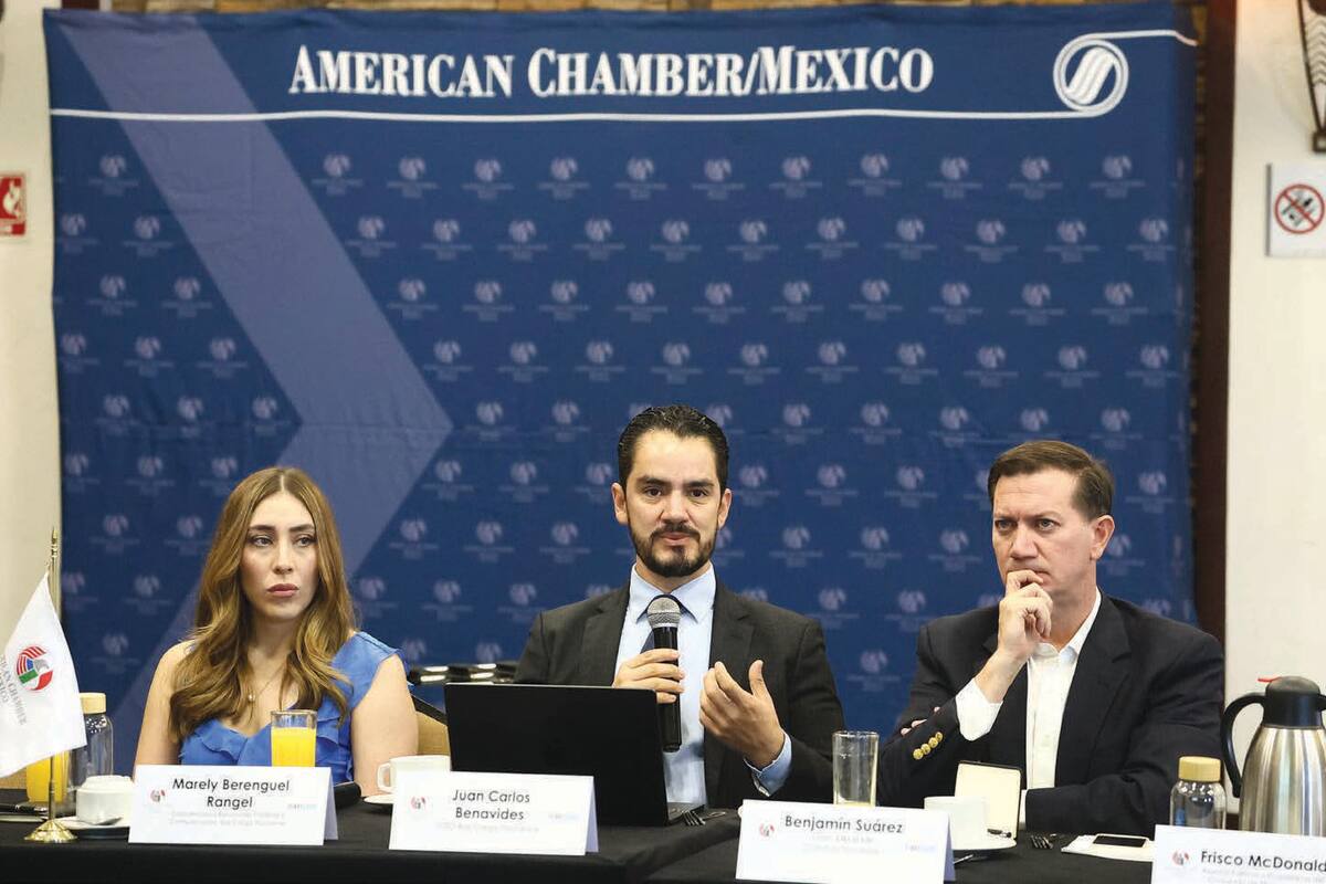 Destaca especialista riesgos del nearshoring en México y la cadena logística con EEUU