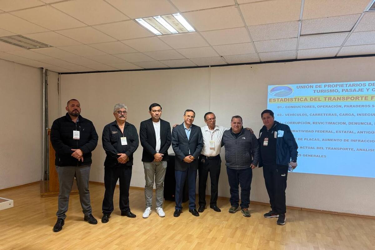 Exigen a la SICT resolver problemas del transporte en Ensenada