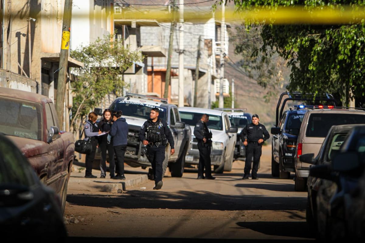 Hombre es asesinado tras riña en la colonia Granjas Familiares Unidas; hay un detenido