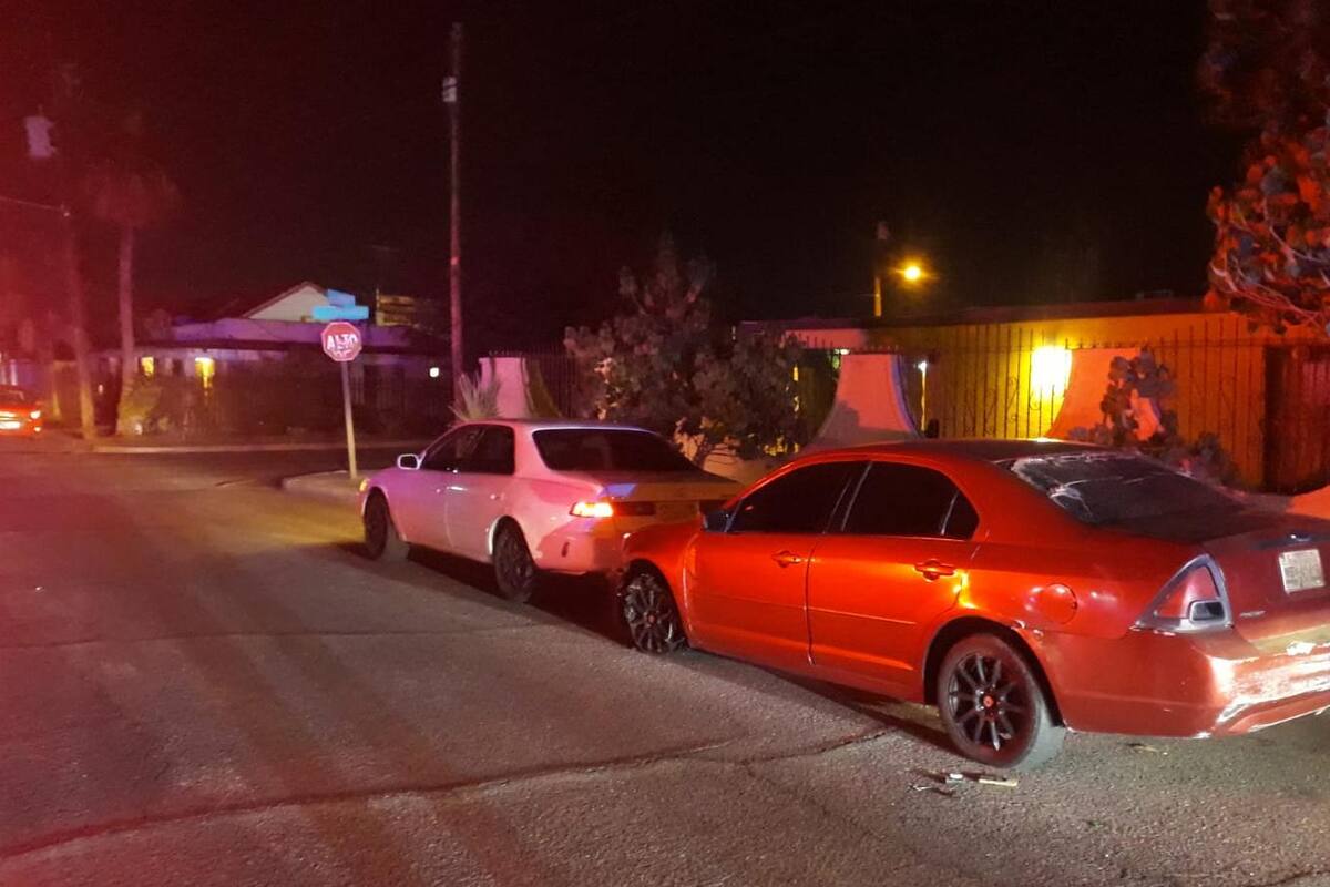 Caen dos con auto robado