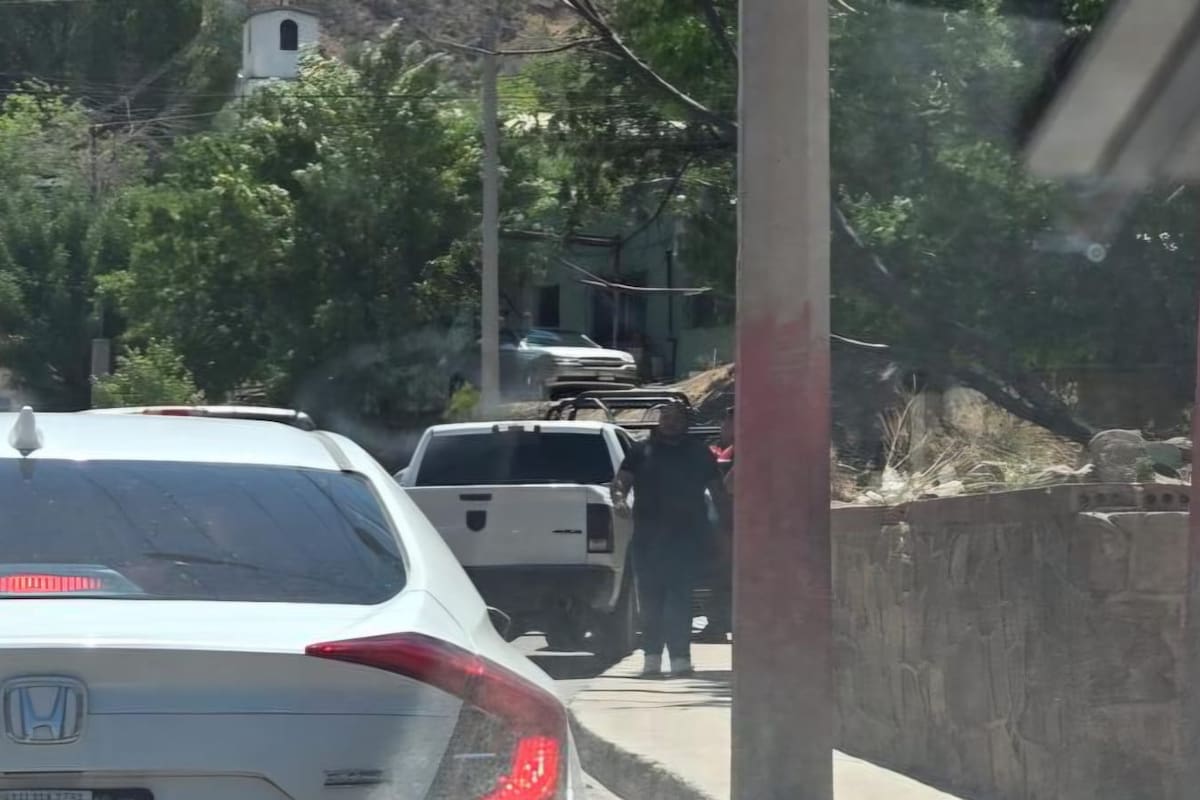 Investigan causa de muerte de hombre encontrado en casa abandonada en Nogales