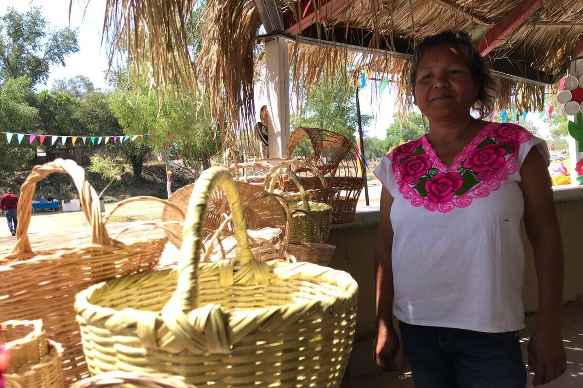 Artesanos mayos llevan sus productos más allá de la frontera