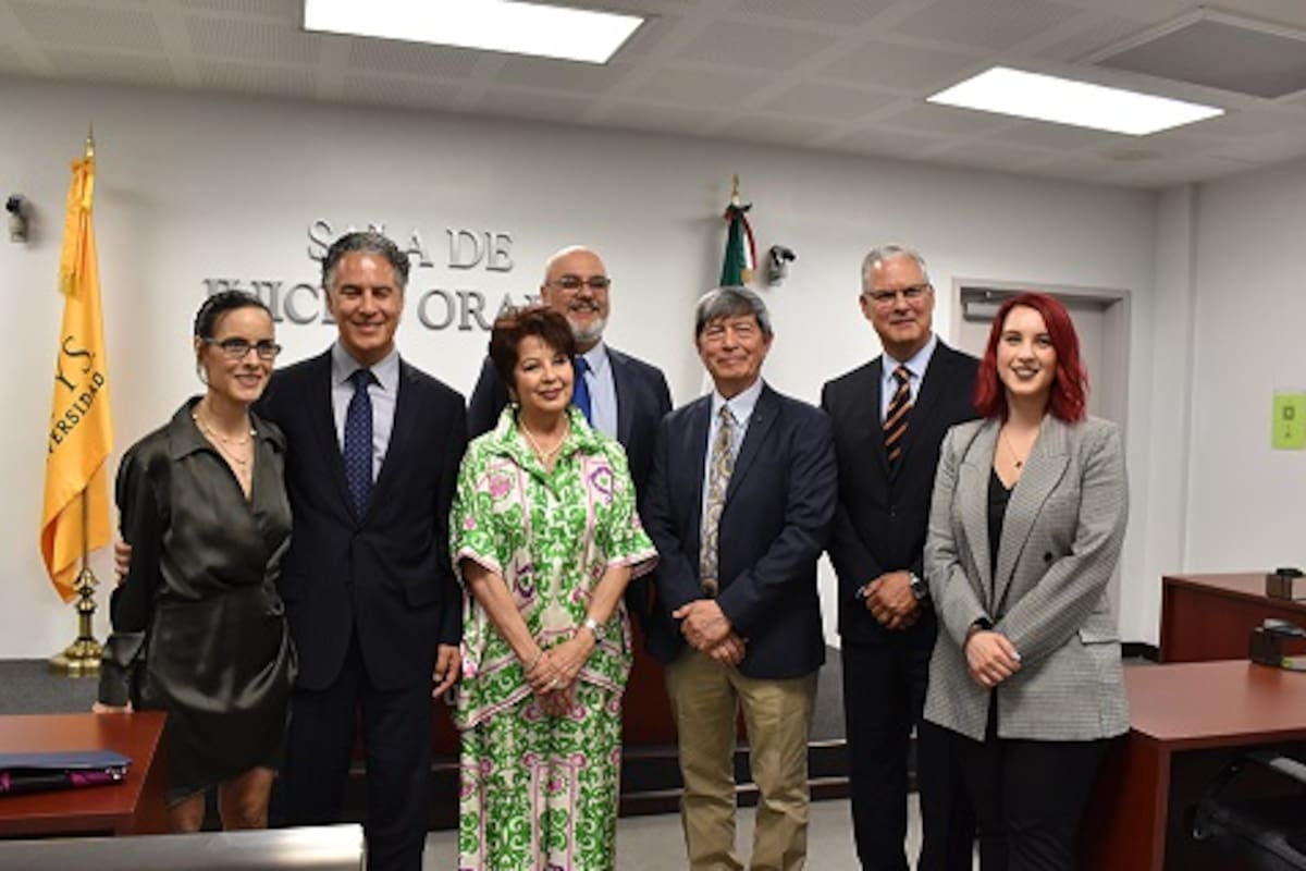 Sala de juicios orales de Cetys Mexicali recibe nombre de la Mtra. María Luisa Walther de Hoyos